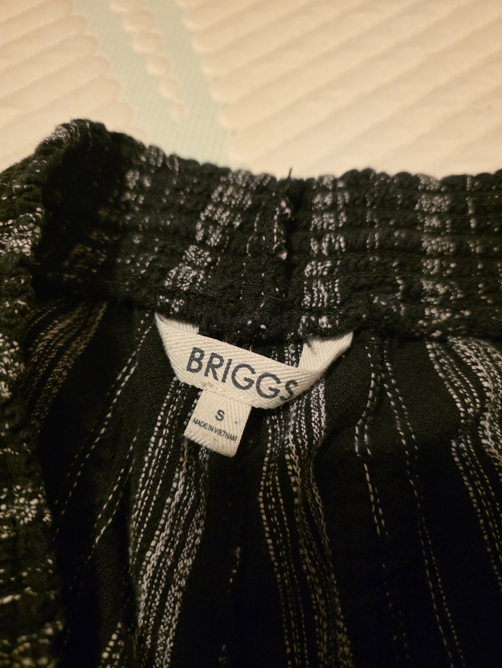 Briggs New York Black Striped Women's Shorts - SM - Picture 3 of 3